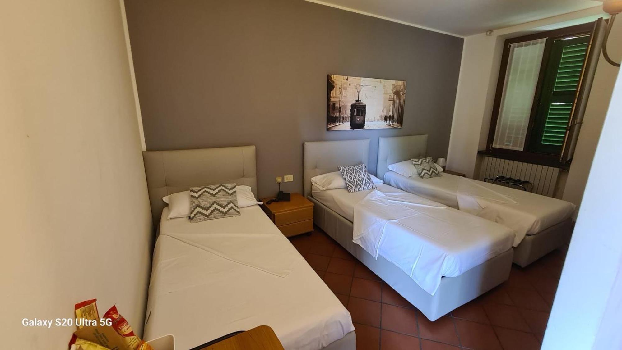 Albergo La Scaletta Канту Экстерьер фото