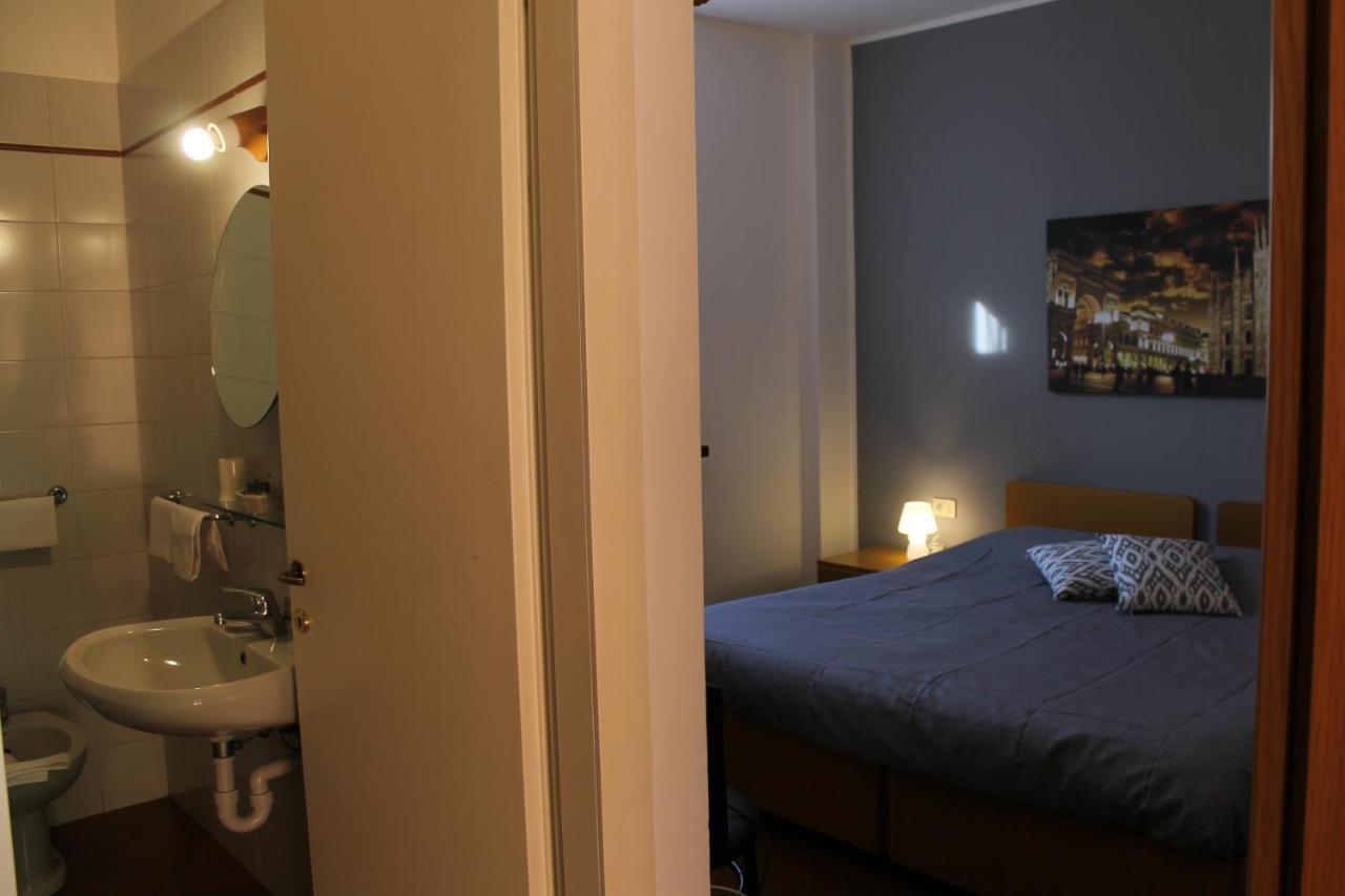 Albergo La Scaletta Канту Экстерьер фото